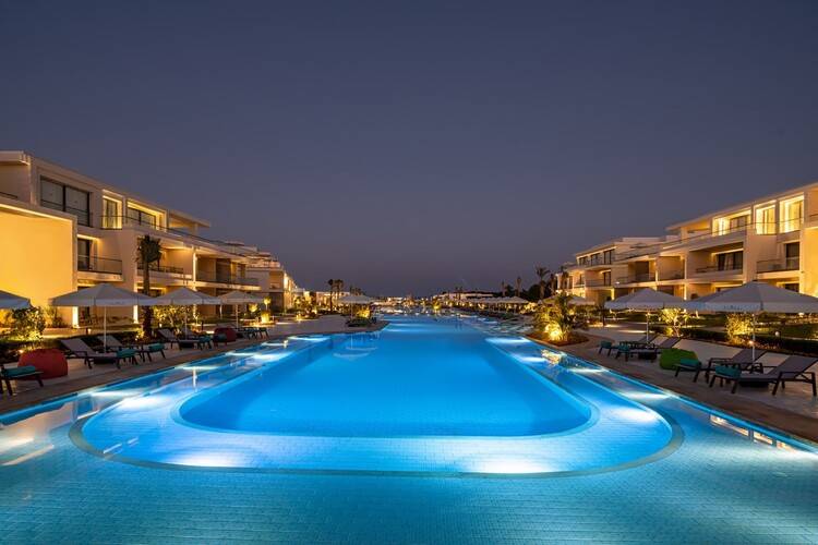 Rixos Premium Magawish Bay View