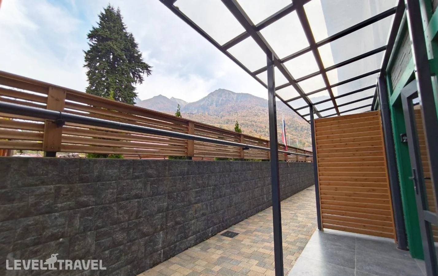 фотографии отеля Жить В Горах На Защитников Кавказа 114 в Россия(Красная Поляна) - фото №13