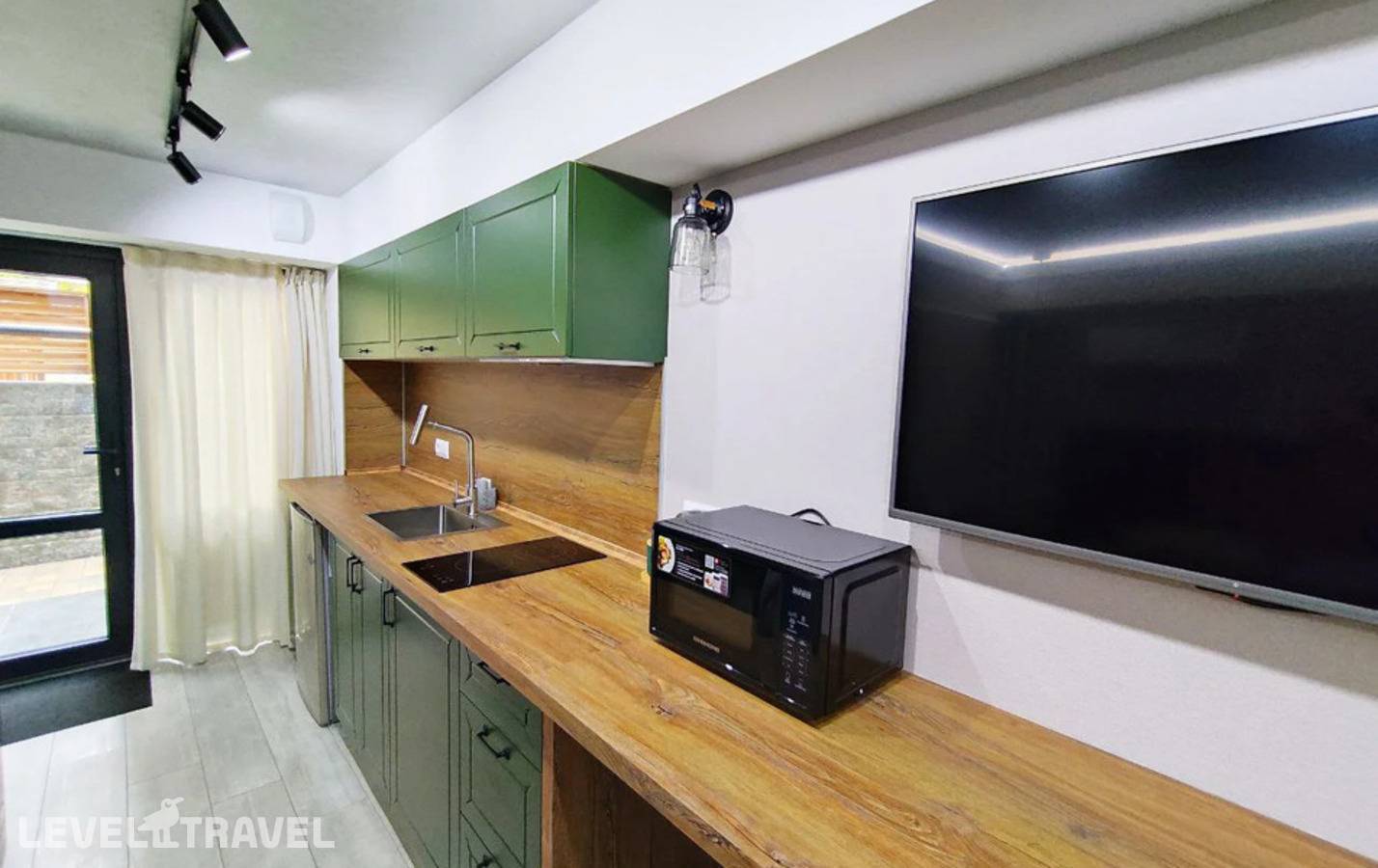 фотографии отеля Жить В Горах На Защитников Кавказа 114 в Россия(Красная Поляна) - фото №11