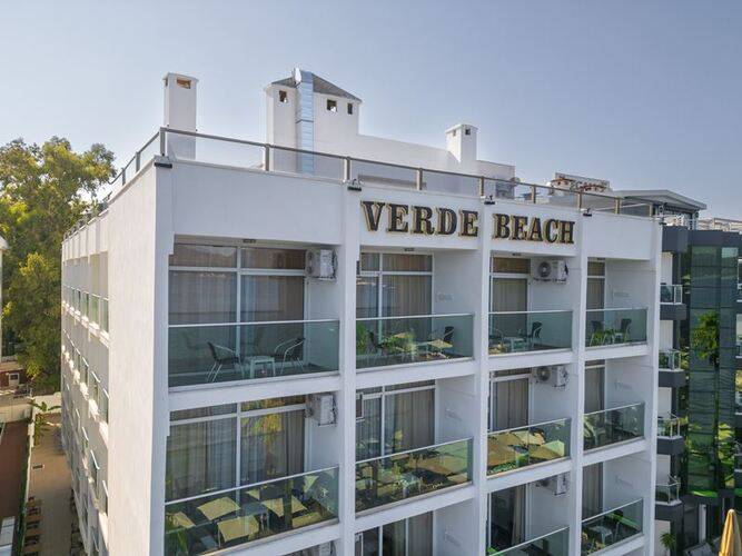 Verde Beach