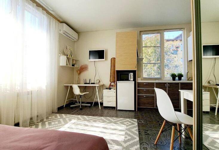 Апартаменты На Улице Молодогвардейская 2/7а