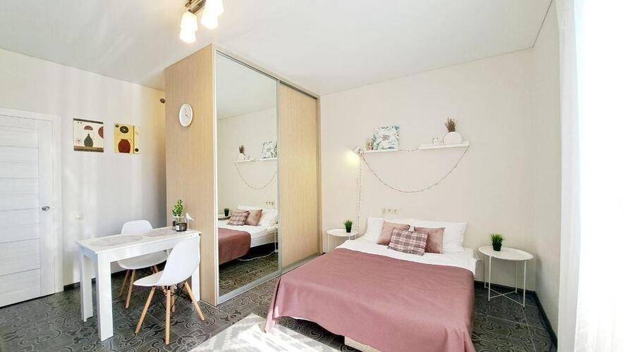 Апартаменты На Улице Молодогвардейская 2/7а