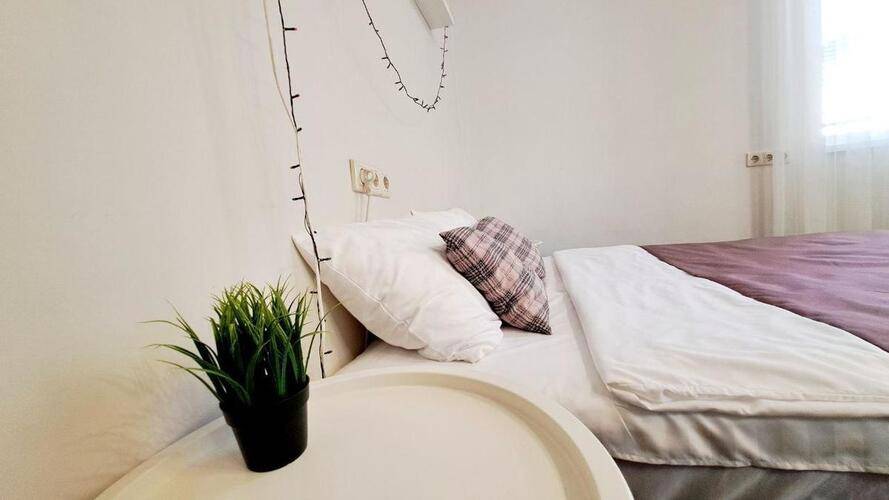 Апартаменты На Улице Молодогвардейская 2/7а