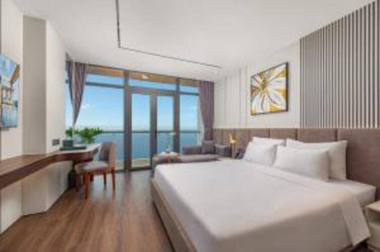 Phuc Long Luxury Hotel