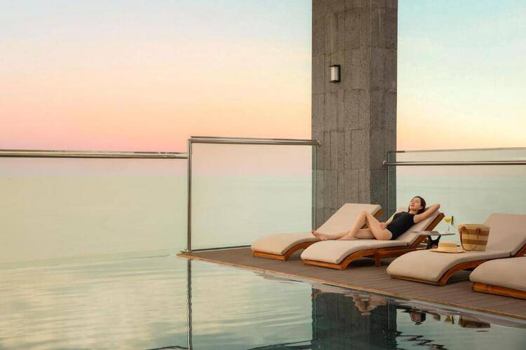 Phuc Long Luxury Hotel
