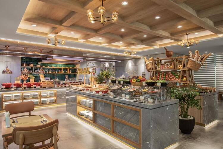 Phuc Long Luxury Hotel
