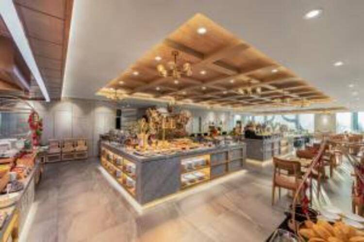 Phuc Long Luxury Hotel