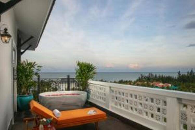 Bliss Hoi An Beach Resort & Wellness