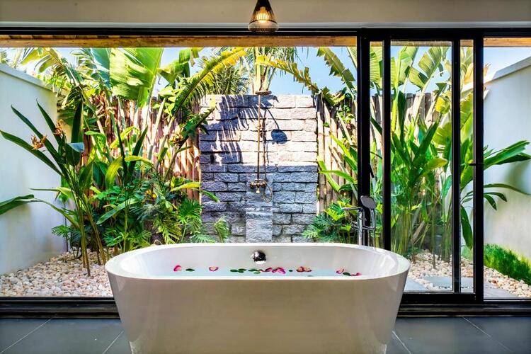 Bliss Hoi An Beach Resort & Wellness