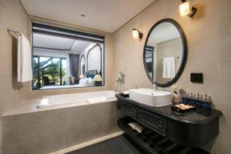 Bliss Hoi An Beach Resort & Wellness