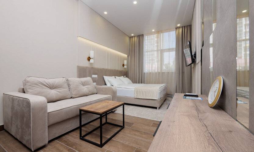 На Учительской 5