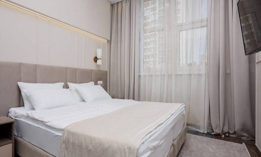 На Учительской 5