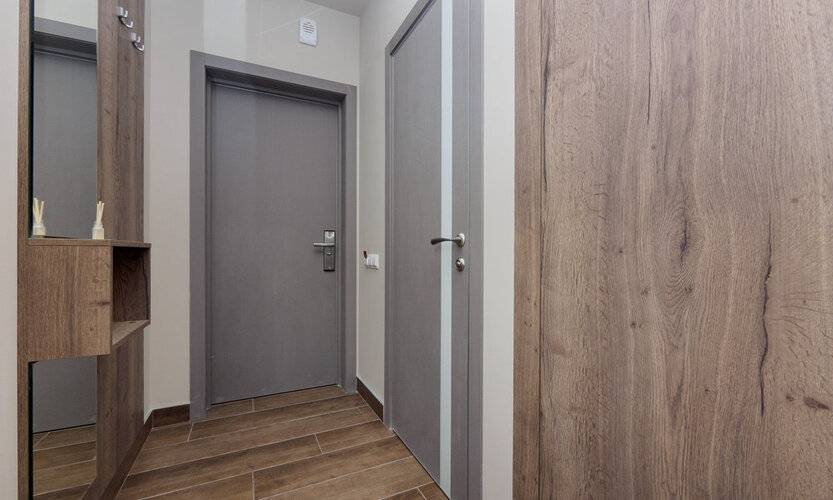 На Учительской 5