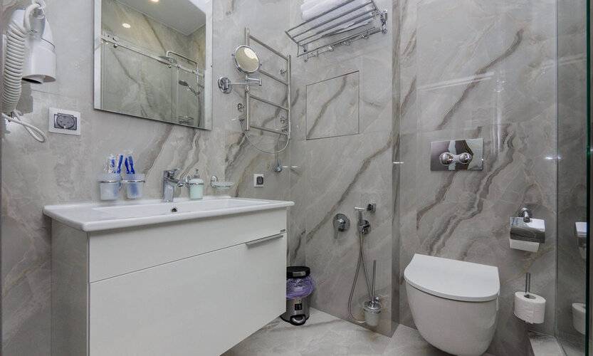 На Учительской 5