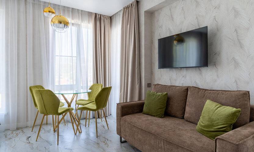 Real Apartments (Риал Апартментс) На Улице Российская 17