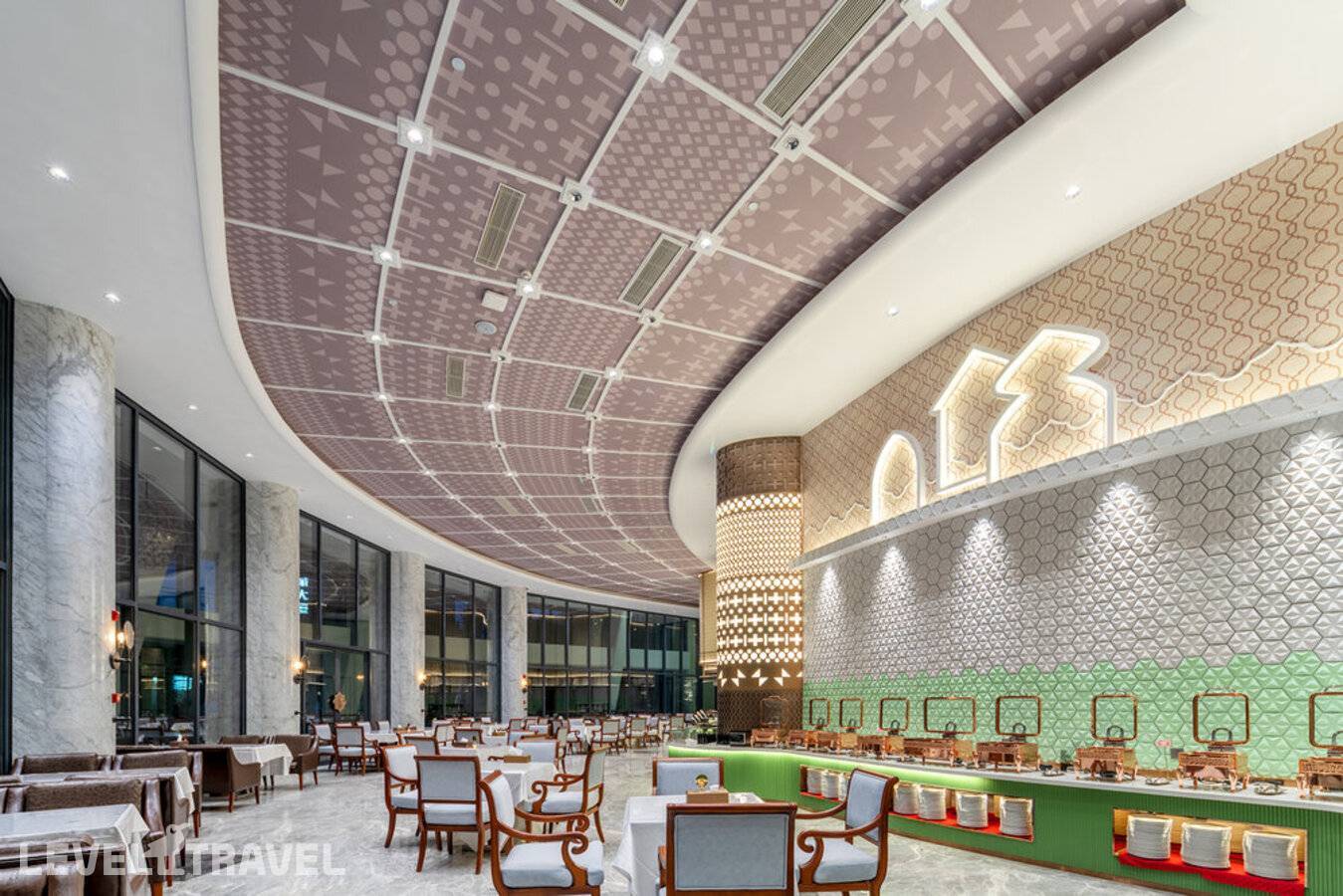 Xinjiang Plaza Holiday Hotel — фото 7