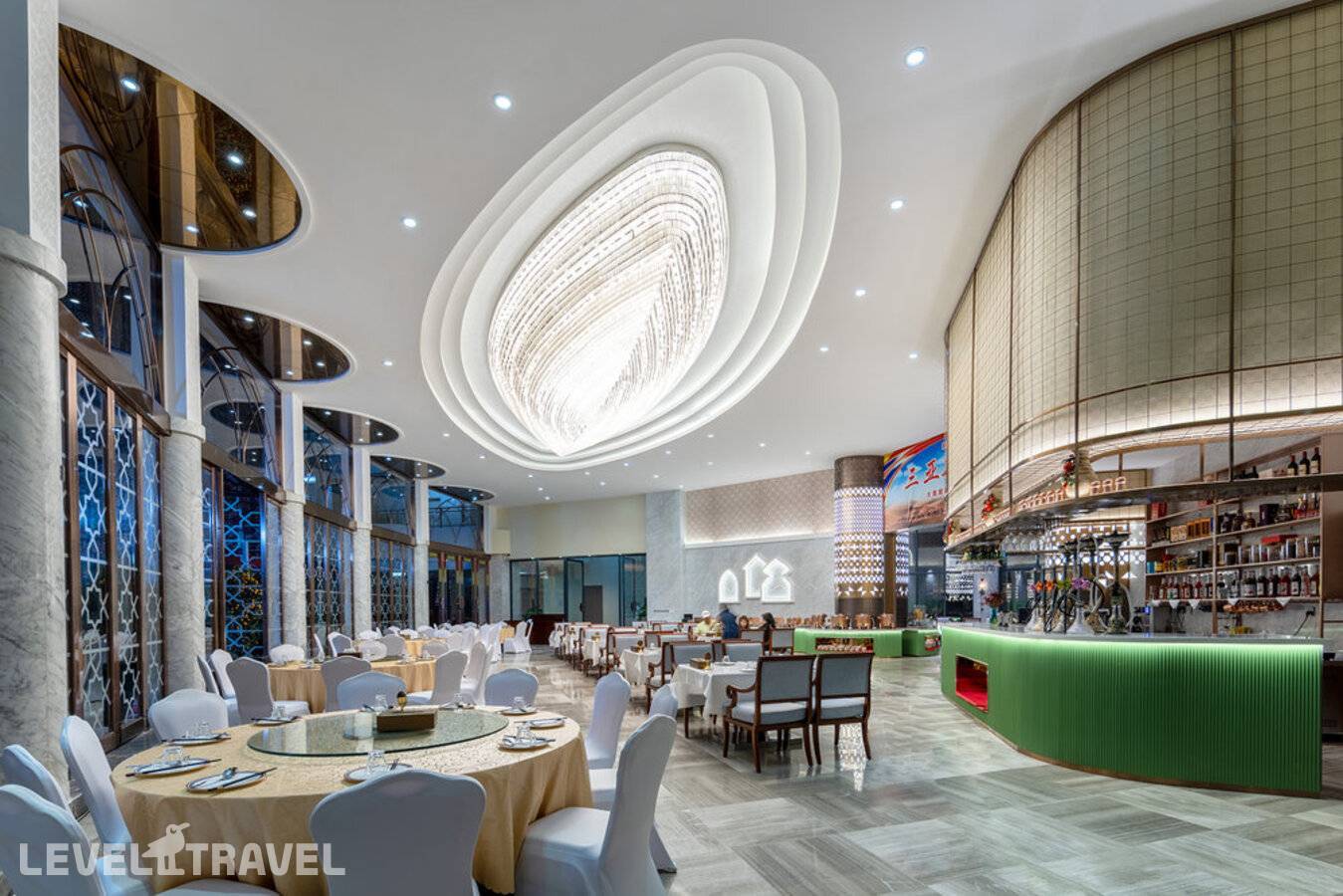 Xinjiang Plaza Holiday Hotel — фото 6