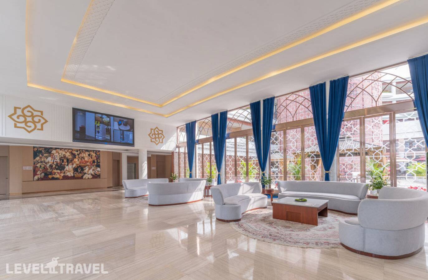 Xinjiang Plaza Holiday Hotel — фото 12