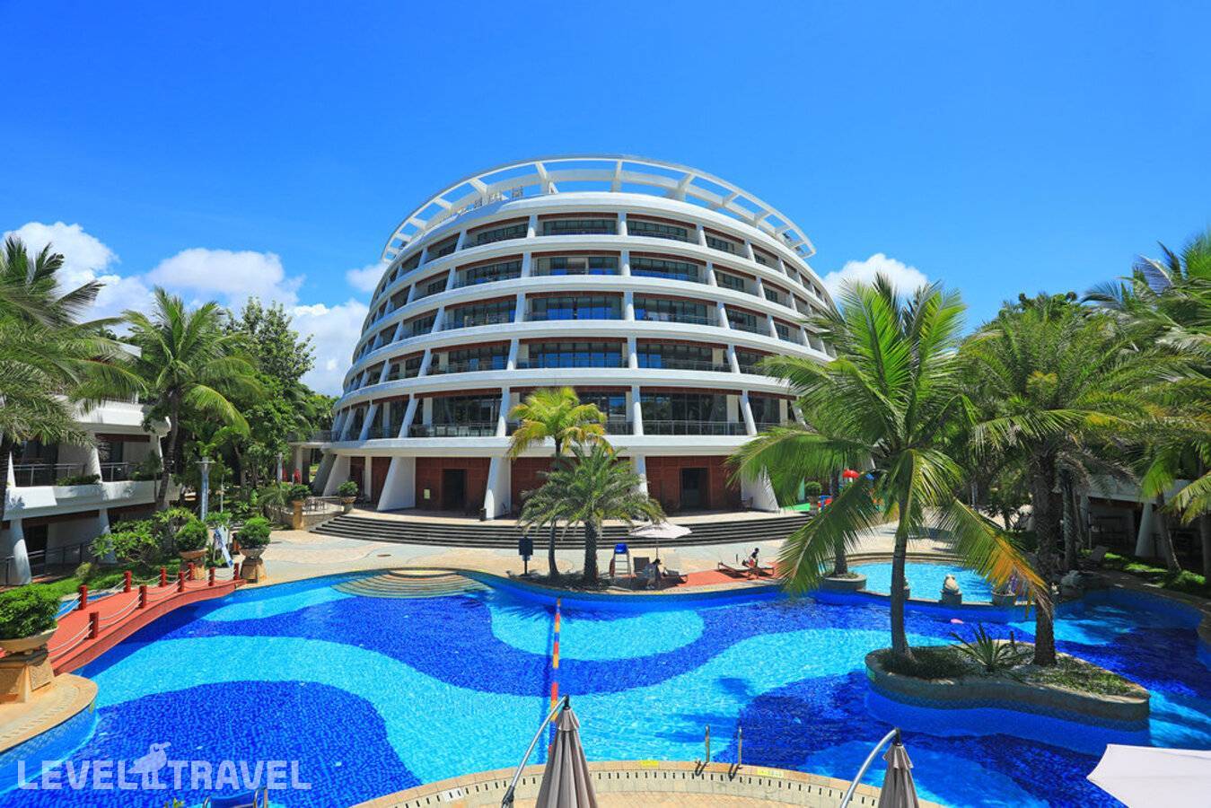 Xinjiang Plaza Holiday Hotel — фото 2
