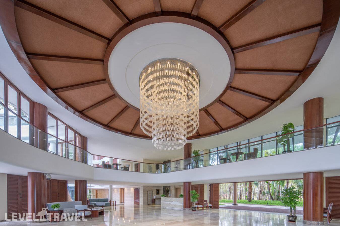 Xinjiang Plaza Holiday Hotel — фото 5