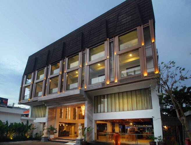 Nadi Hotel Legian