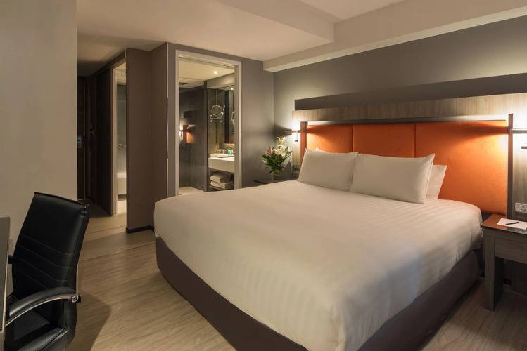 Grand 5 Hotel & Plaza Sukhumvit Bangkok