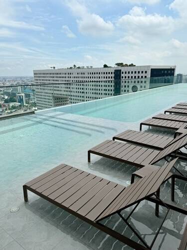 The Quarter Ratchayothin By Uhg