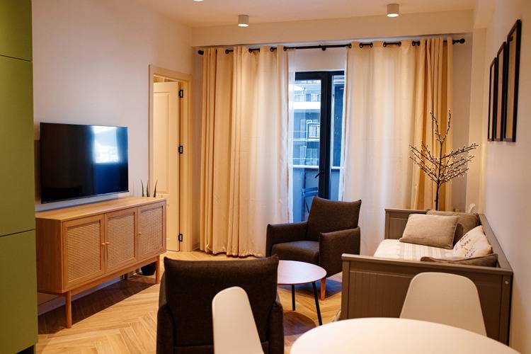 Апартаменты Современные Апартаменты С Отдельной Спальней И Гостиной В Центре Нового Гудаури Здание Neo — фото 5