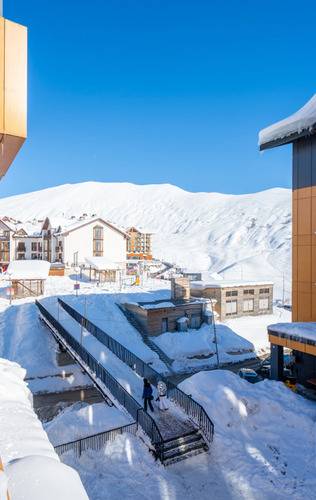 Апартаменты Nordic Color Studio New Gudauri F1 Near Main Ski Lift — фото 8