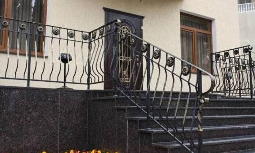 Золотой Дом