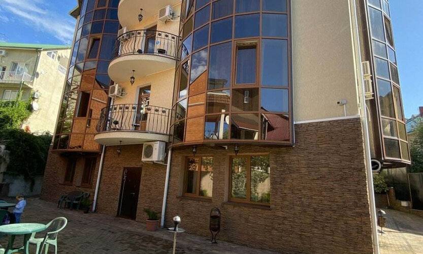 Золотой Дом