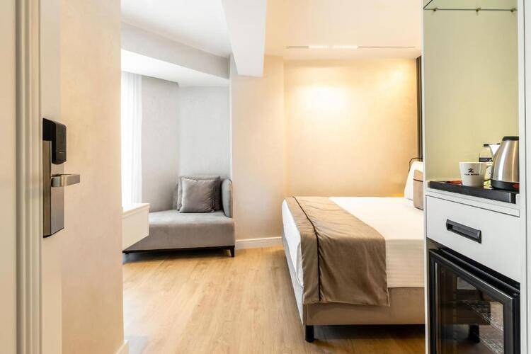 Zalel Hotels Old City