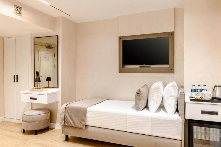 Zalel Hotels Old City