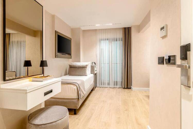 Zalel Hotels Old City