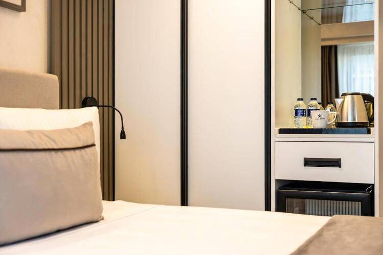 Zalel Hotels Old City