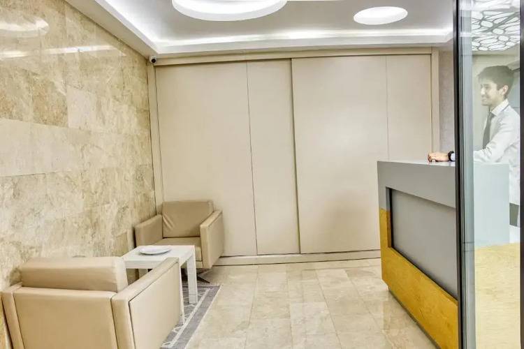Flori̇na Hotel