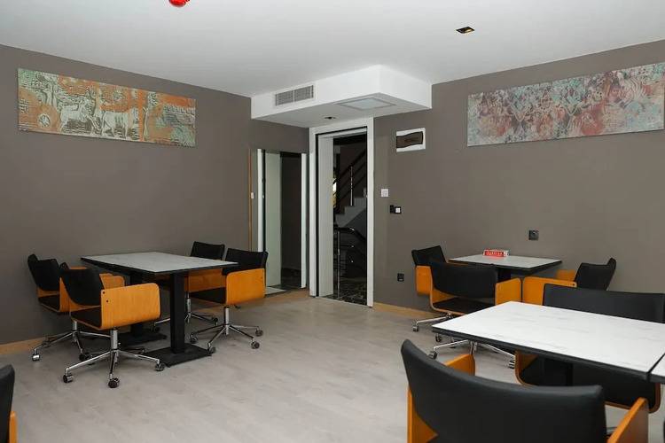 Garden Mode Airport Hotel