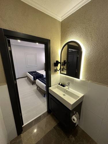 Loft Park Hotel's