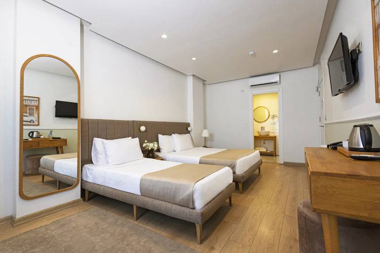 Meshk Airport Hotel