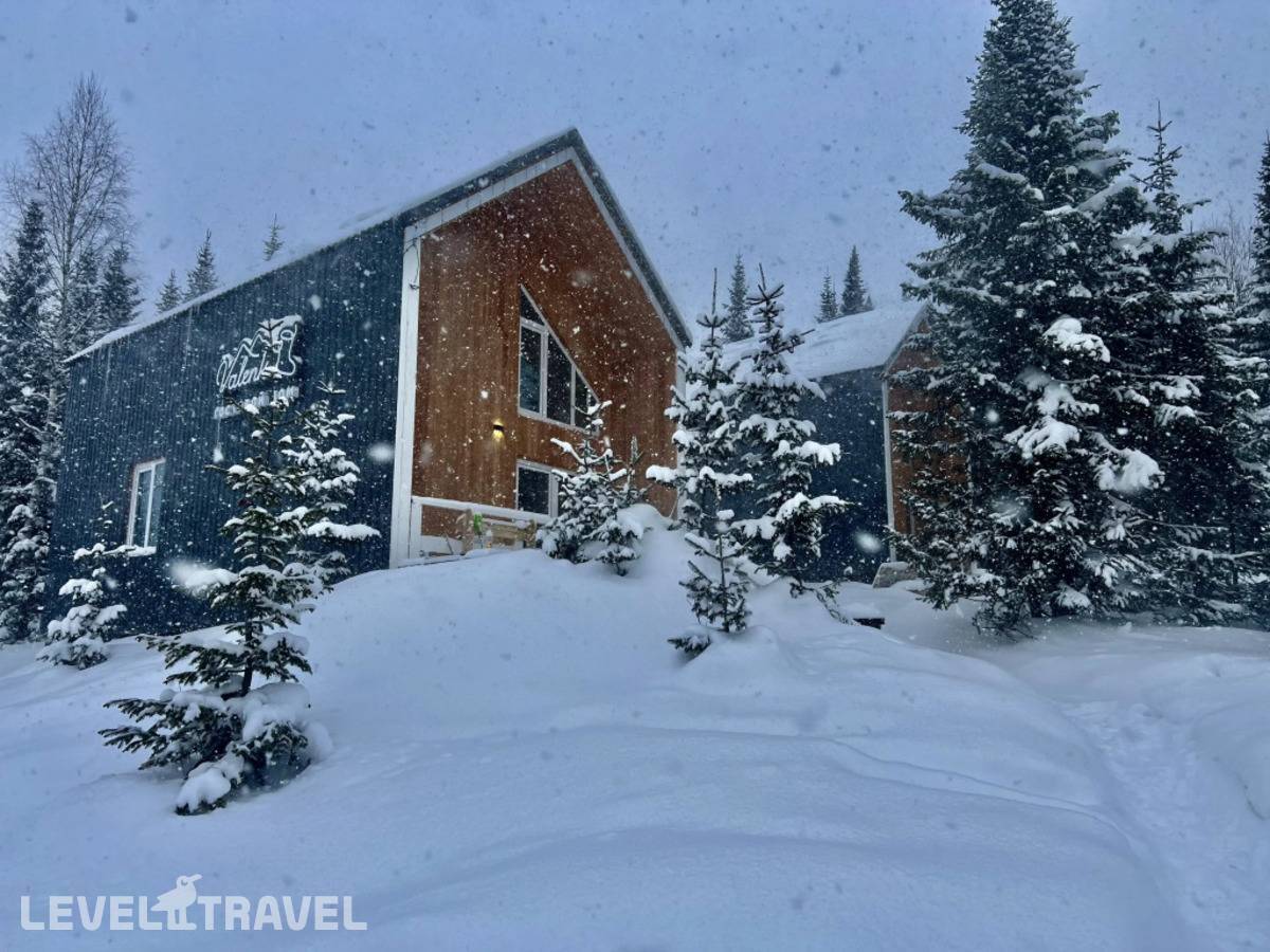 Отель Гостевой Дом Valenki — Шерегеш, Россия