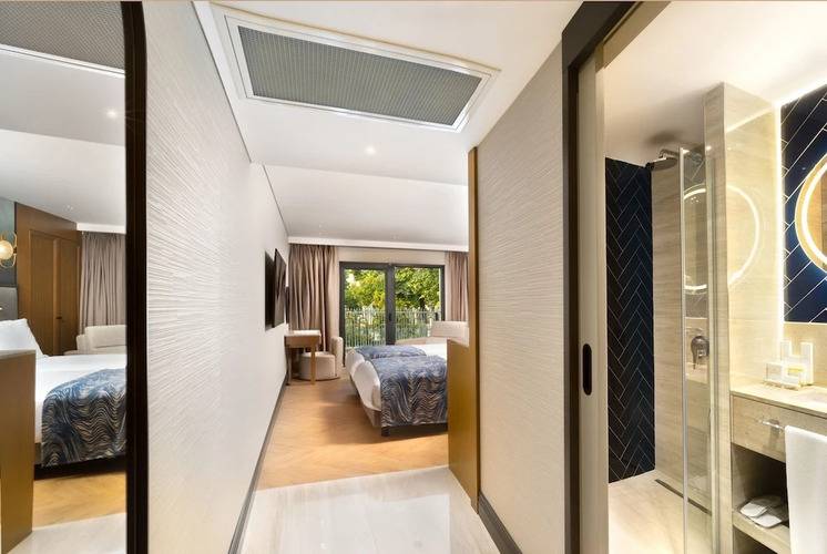 Bentley Hotel Old City