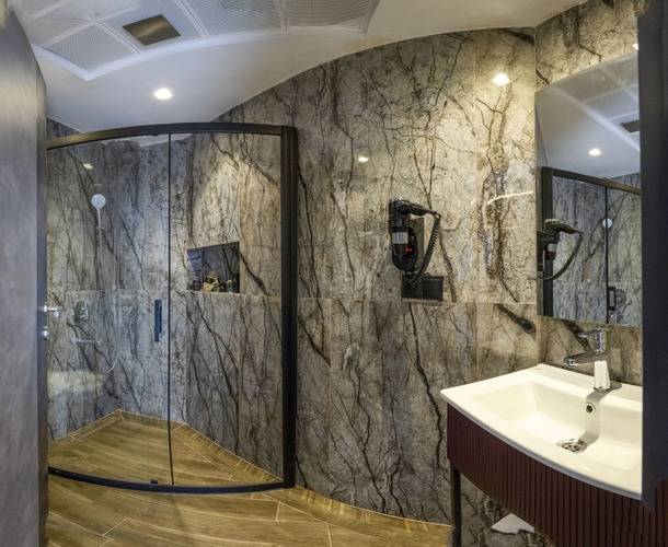 Heaven Premium Airport Hotel