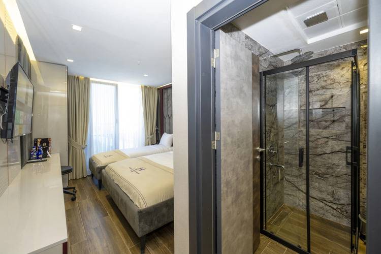 Heaven Premium Airport Hotel