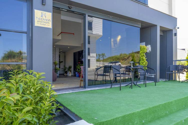 Heaven Premium Airport Hotel