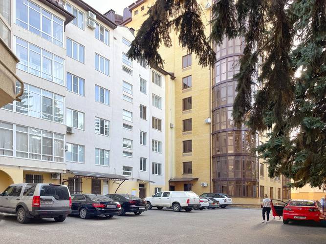 Квартира 3-Х Комнатная На Баталинской