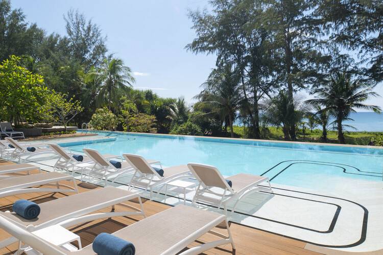 Radisson Blu Resort Phuket Mai Khao Beach