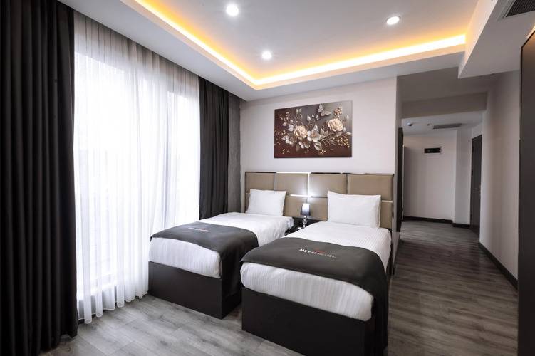 Meyzi Hotel