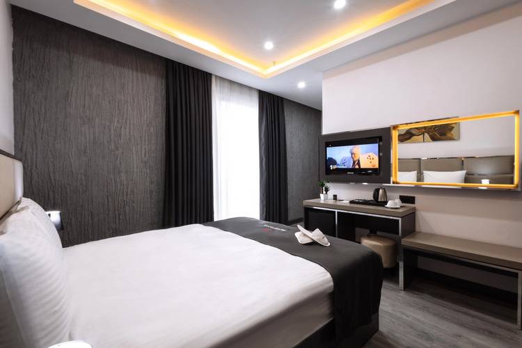 Meyzi Hotel
