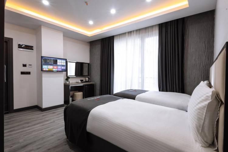 Meyzi Hotel