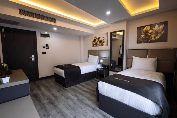 Meyzi Hotel